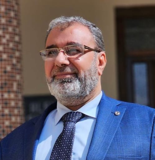 احمد برو عميد الاسنان